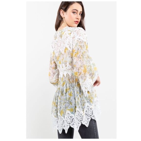 YELLOW floral printed woven tunic with lace trim - Picture 7 of 13